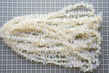 画像をギャラリービューアに読み込む, (半連/1連)宝石質 エチオピア産 プレシャスオパール 横穴 ファセット ドロップ