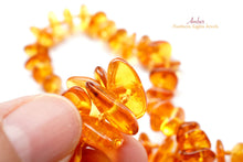 Load image into Gallery viewer, (半連/1連)琥珀 バルチック アンバー タンブル(平)ネックレス