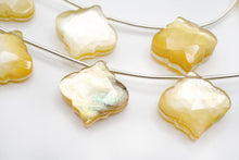 画像をギャラリービューアに読み込む, モロッカンシェイプ 横穴 水晶+MOP トリプレット 5pc