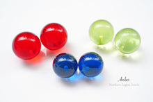 Load image into Gallery viewer, (No.1-3)琥珀 アンバー 片穴あき ペア ルース 丸玉 草木染