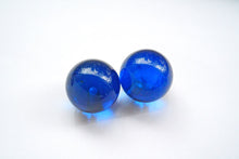 Load image into Gallery viewer, (No.1-3)琥珀 アンバー 片穴あき ペア ルース 丸玉 草木染
