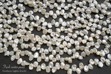 Load image into Gallery viewer, (10) High Quality Smoky Quartz Lozenge Carving Beads Rhombus