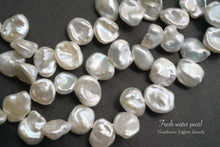 Load image into Gallery viewer, (10) High Quality Smoky Quartz Lozenge Carving Beads Rhombus