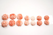 画像をギャラリービューアに読み込む, (No.1-3)ピンク珊瑚 フラワーカービング ペア/3粒セット ルース 裏面片穴 コーラル