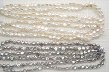 Load image into Gallery viewer, Freshwater Pearl Poppy Baroque Creo Hole White 38 cm