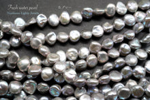 Load image into Gallery viewer, Freshwater Pearl Poppy Baroque Creo Hole White 38 cm