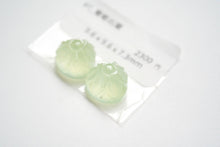 Load image into Gallery viewer, (No.3-15)宝石質 ジェムストーン ルース 穴あき カービング