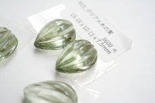 Load image into Gallery viewer, (No.3-15)宝石質 ジェムストーン ルース 穴あき カービング