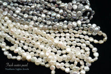 Load image into Gallery viewer, Freshwater Pearl Poppy Baroque Creo Hole White 38 cm