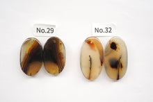 Load image into Gallery viewer, (No.1-32)モンタナアゲート ペアルース 上部穴あき ペアシェイプ オーバル