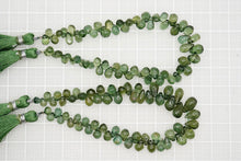Load image into Gallery viewer, (1 row 38 cm 190 grains) Green Apatite Heishi Beads 3.5-4.5 mm