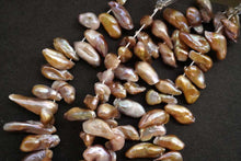 Load image into Gallery viewer, (1 row 35 cm, 25 pieces) Freshwater pearl puff coin natural color mauve pink ~ purple