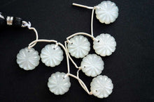 Load image into Gallery viewer, (2pc/1連)高品質 グレームーンストーン フラワーカービング カボション カービング