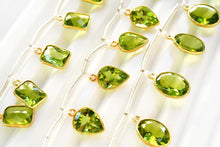Load image into Gallery viewer, (3種)宝石質 ペリドット ヴェルメイユ 銀製フレーム チャーム ルースカット