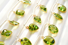 Load image into Gallery viewer, (3種)宝石質 ペリドット ヴェルメイユ 銀製フレーム チャーム ルースカット