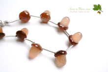 画像をギャラリービューアに読み込む, (2/8粒)高品質 ムーンストーン どんぐり カービングビーズ