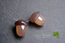 画像をギャラリービューアに読み込む, (2/8粒)高品質 ムーンストーン どんぐり カービングビーズ