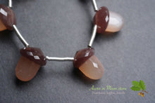 画像をギャラリービューアに読み込む, (2/8粒)高品質 ムーンストーン どんぐり カービングビーズ