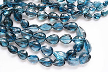 画像をギャラリービューアに読み込む, (半連/1連)宝石質 ロンドン ブルートパーズ 貫通穴 ファセット ペアシェイプ
