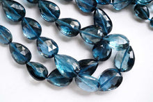 画像をギャラリービューアに読み込む, (半連/1連)宝石質 ロンドン ブルートパーズ 貫通穴 ファセット ペアシェイプ