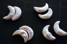 画像をギャラリービューアに読み込む, 淡水パール ホワイト お月さま 無穴 ペアルース