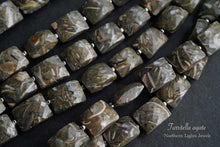 画像をギャラリービューアに読み込む, (半連/1連)上質 ツリテラ アゲート 巻き貝 化石 レクタングル チクレット マイクロカット
