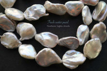 画像をギャラリービューアに読み込む, (A/B)上質 淡水パール 白 ユニーク バロック 38cm