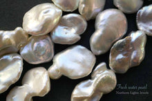 画像をギャラリービューアに読み込む, (A/B)上質 淡水パール 白 ユニーク バロック 38cm