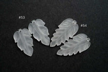 画像をギャラリービューアに読み込む, (No.53.54)宝石質 ロック・クリスタル 葉っぱ リーフカービング