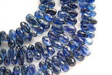 Load image into Gallery viewer, ネパール産 カイヤナイト 20cm ファセットドロップ