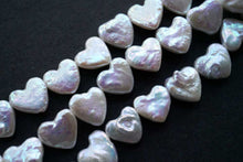 Load image into Gallery viewer, Freshwater Pearl Poppy Baroque Creo Hole White 38 cm