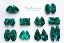 画像をギャラリービューアに読み込む, (No.1-46)クリソコラマラカイト ペアルース 上部穴あき 裏フラット