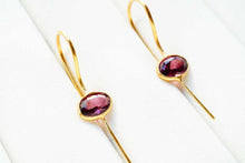 Load image into Gallery viewer, 宝石質 ジェムストーン ロードライトガーネット ヴェルメイユ 銀製+K18GP ピアス 柘榴石