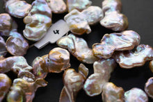 Load image into Gallery viewer, Freshwater Pearl Poppy Baroque Creo Hole White 38 cm