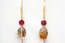 Load image into Gallery viewer, (#41-44)宝石質 ジェムストーン グラスフィルドルビー ヴェルメイユ 銀製+K18GP ピアス