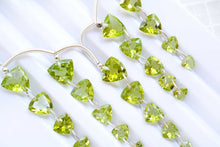 画像をギャラリービューアに読み込む, (2列10pc/1連50pc)宝石質 ペリドット ダブルホール ルースカット トリリオン