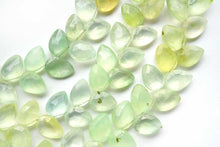 Load image into Gallery viewer, 上質 マルチカラー プレナイト 18cm 斜め穴 ファセット ペアシェイプ