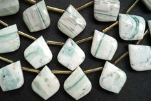 画像をギャラリービューアに読み込む, (2/10pc)グリーンバンデッドオパール ファセット リーフシェイプ