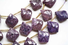 Load image into Gallery viewer, (2/10pc)チャロアイト ファセット リーフシェイプ