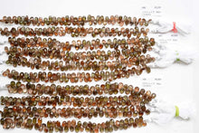 Load image into Gallery viewer, (#96-101)上質 アンダリュサイト ファセットペアシェイプ