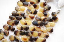 Load image into Gallery viewer, セプタリアン スムースペアシェイプ カルサイト アラゴナイト