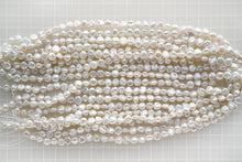 画像をギャラリービューアに読み込む, 淡水パール 白 41cm ケシ風 バロック