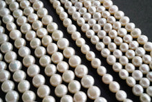 Load image into Gallery viewer, (10) High Quality Smoky Quartz Lozenge Carving Beads Rhombus