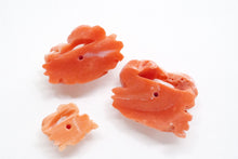 Load image into Gallery viewer, (1 row 43 cm) High quality Kochi natural color peach coral Yatara beads + round ball peach coral