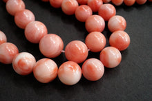 Load image into Gallery viewer, (1 row 43 cm) High quality Kochi natural color peach coral Yatara beads + round ball peach coral