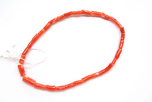 画像をギャラリービューアに読み込む, 天然色 桃色珊瑚 16-18cm ツツ型 ゴムブレスレット モモ珊瑚