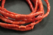 画像をギャラリービューアに読み込む, 天然色 桃色珊瑚 16-18cm ツツ型 ゴムブレスレット モモ珊瑚