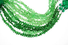 画像をギャラリービューアに読み込む, (ライト/ダーク) 宝石質 ツァボライト 19cm ファセット ドロップ グリーンガーネット