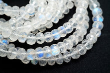 画像をギャラリービューアに読み込む, (半連/1連)レインボームーンストーン マイクロカット 19cm ボタンカット