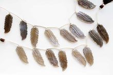 Load image into Gallery viewer, (2pcs/8pcs)MOP スモーキークォーツ フェザーカービング 羽